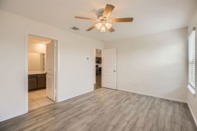 1001 Alton Drive, Aubrey, TX 76227