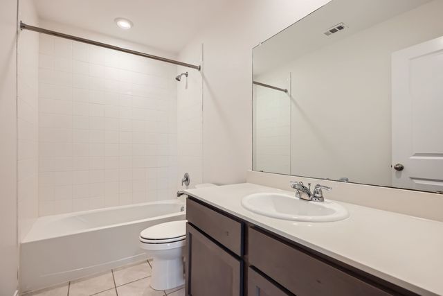 1001 Alton Drive, Aubrey, TX 76227