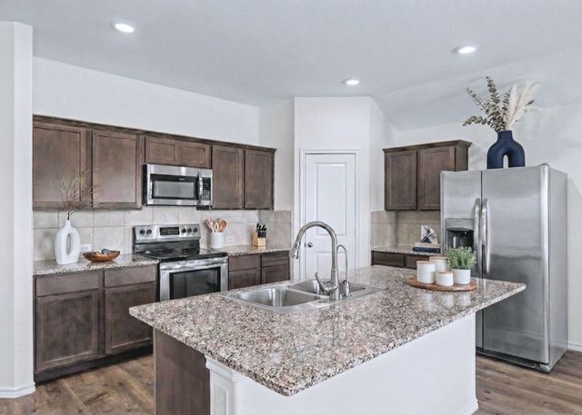 1001 Alton Drive, Aubrey, TX 76227