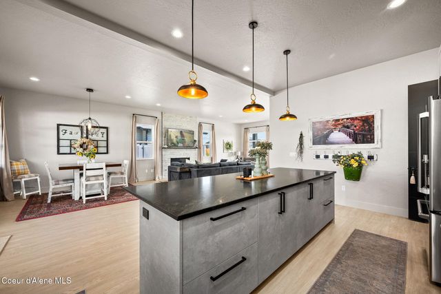 12928 N Krauss Cir, Rathdrum, ID 83858