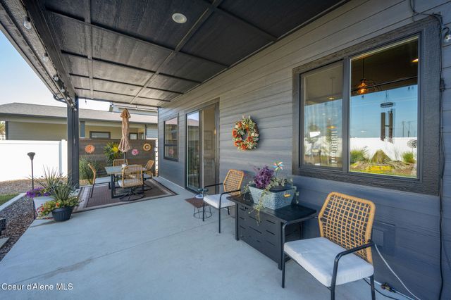 12928 N Krauss Cir, Rathdrum, ID 83858