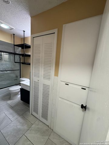 923 Vance Jackson Rd Apt 1406, San Antonio, TX 78201