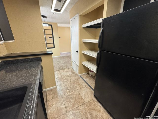 923 Vance Jackson Rd Apt 1406, San Antonio, TX 78201