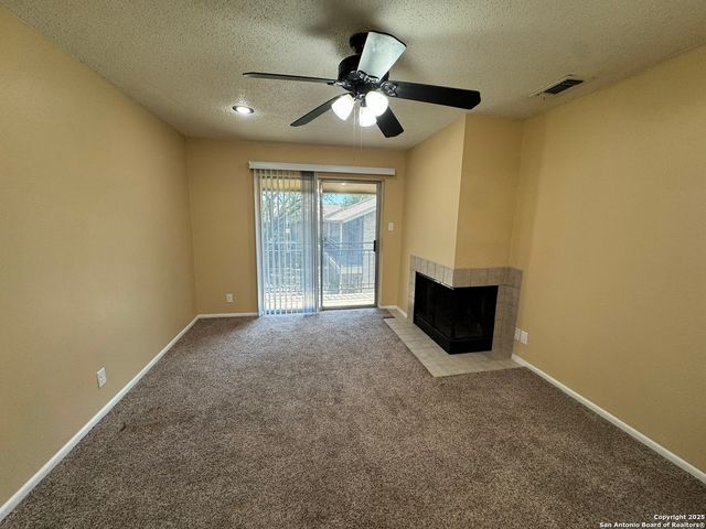 923 Vance Jackson Rd Apt 1406, San Antonio, TX 78201