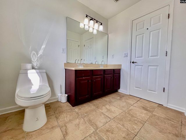 319 Charter Oak Court, Lexington, SC 29072