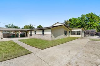 3600 Mosby Street, Moss Point, MS 39563
