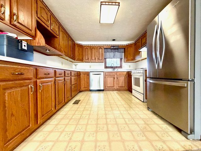 1164 Erie Church Road, Bedford, IN 47421