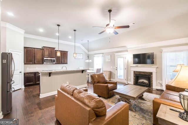 207 Red Hawk Point, Kathleen, GA 31047