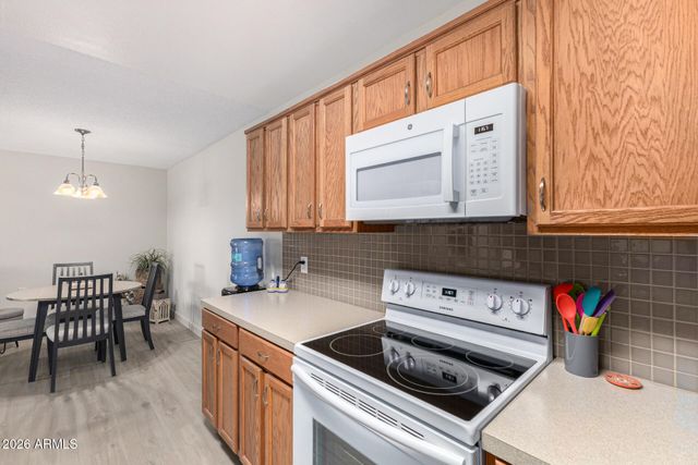 14300 W BELL Road 166, Surprise, AZ 85374