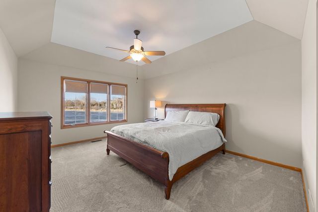 12198 Oxford Court, Lemont, IL 60439