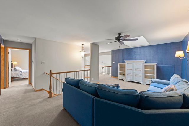 12198 Oxford Court, Lemont, IL 60439