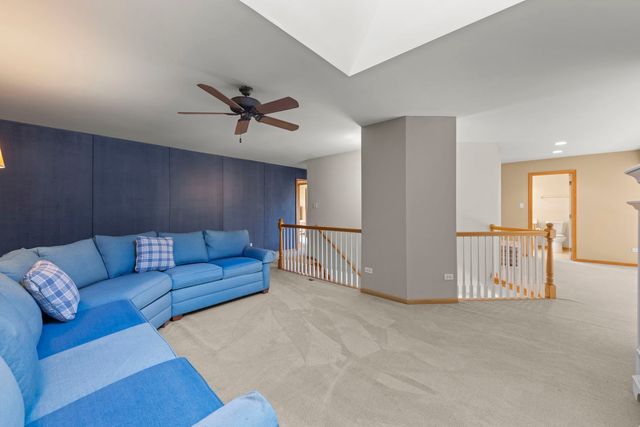 12198 Oxford Court, Lemont, IL 60439