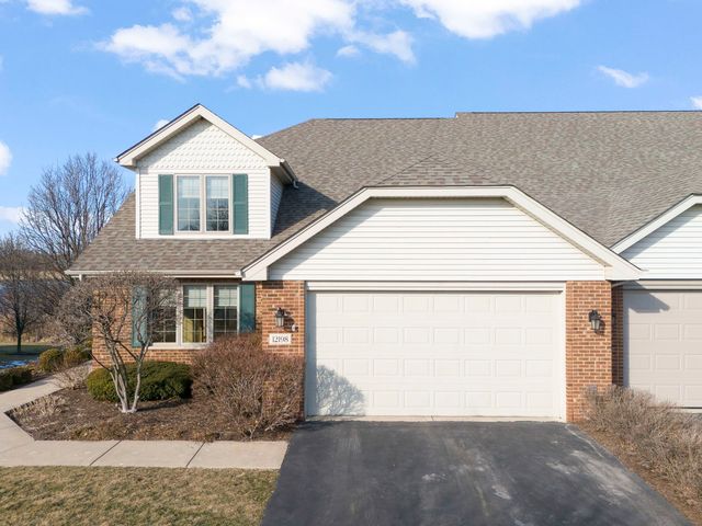 12198 Oxford Court, Lemont, IL 60439