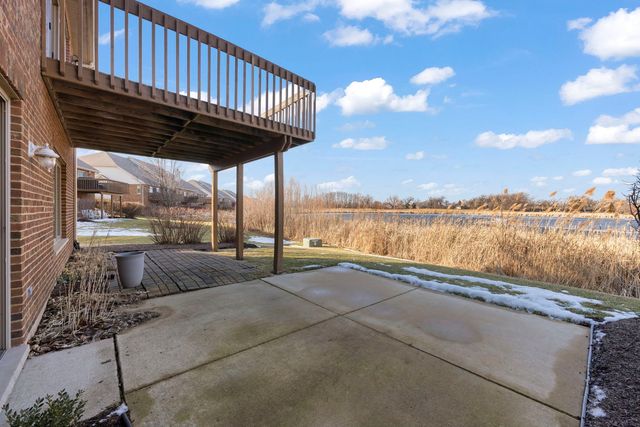 12198 Oxford Court, Lemont, IL 60439