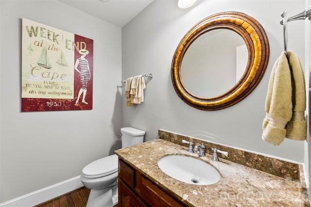 10318 Hollybrook Drive, Charlotte, NC 28277