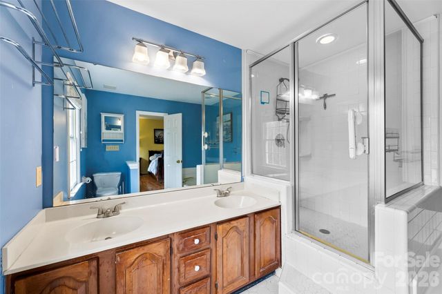 10318 Hollybrook Drive, Charlotte, NC 28277