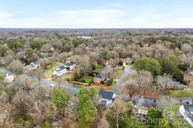 10318 Hollybrook Drive, Charlotte, NC 28277