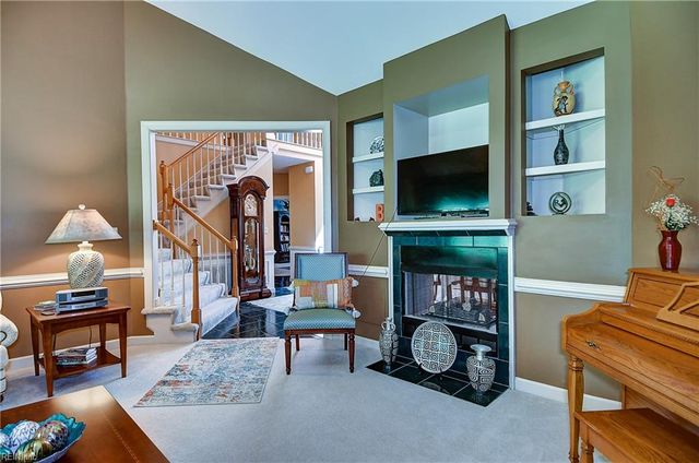 716 Firethorn RD, Chesapeake, VA 23320
