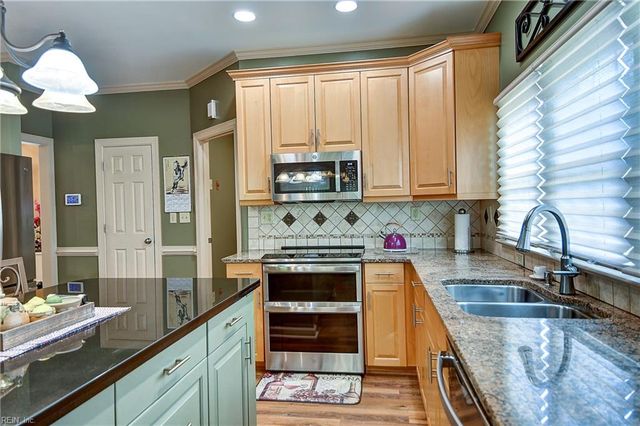 716 Firethorn RD, Chesapeake, VA 23320