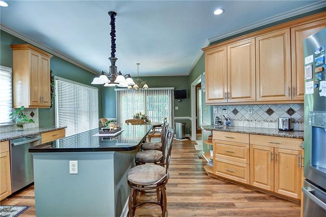 716 Firethorn RD, Chesapeake, VA 23320