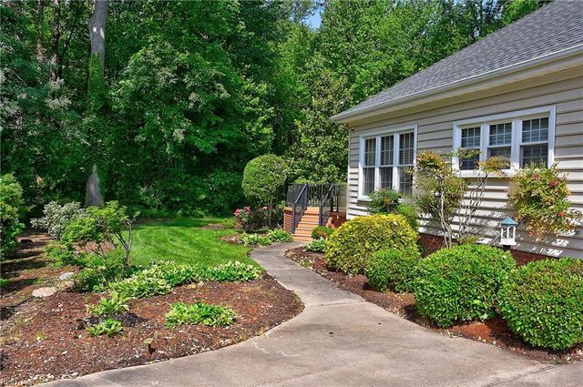 716 Firethorn RD, Chesapeake, VA 23320