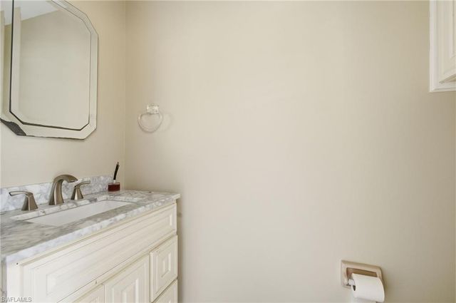 20 Timberland CIR N, Fort Myers, FL 33919