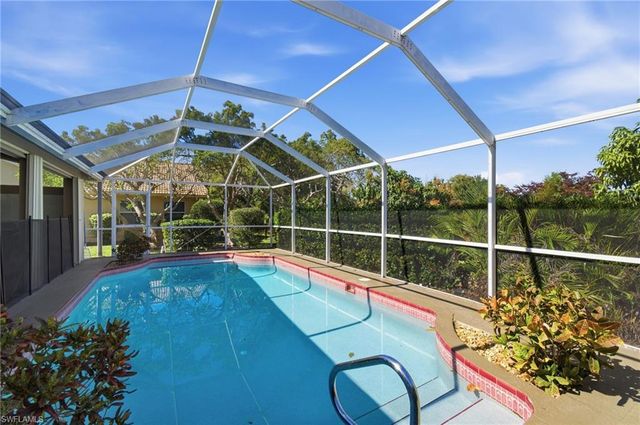 20 Timberland CIR N, Fort Myers, FL 33919