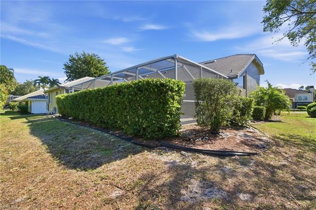 20 Timberland CIR N, Fort Myers, FL 33919