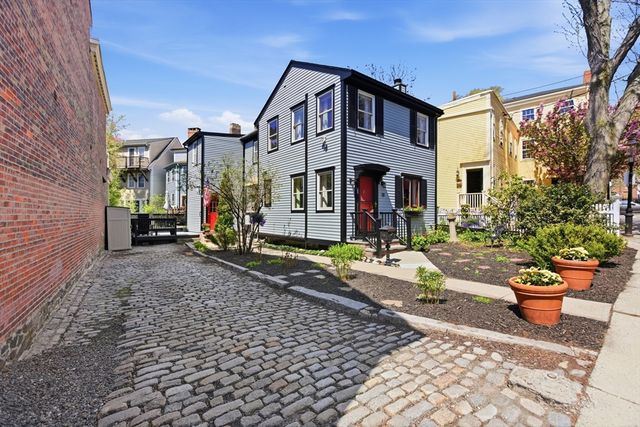 18 Putnam Street, Boston, MA 02129