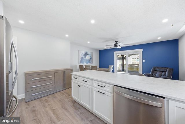 529 KEY WEST DR, Williamstown, NJ 08094