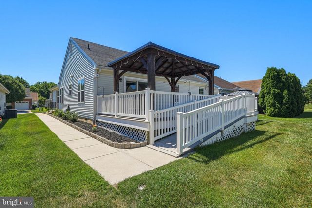 529 KEY WEST DR, Williamstown, NJ 08094