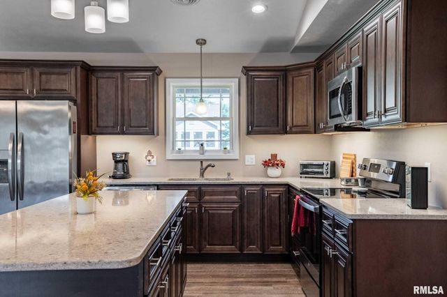 1205 WILDFLOWER Lane, Herrin, IL 62948