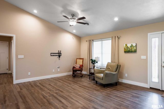 1205 WILDFLOWER Lane, Herrin, IL 62948