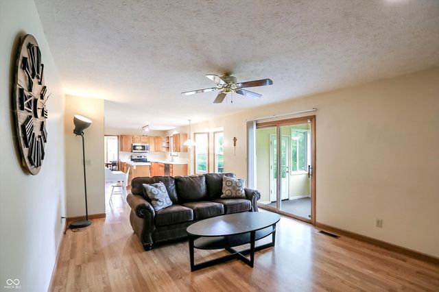 10341 Blue Fin Drive, Indianapolis, IN 46256