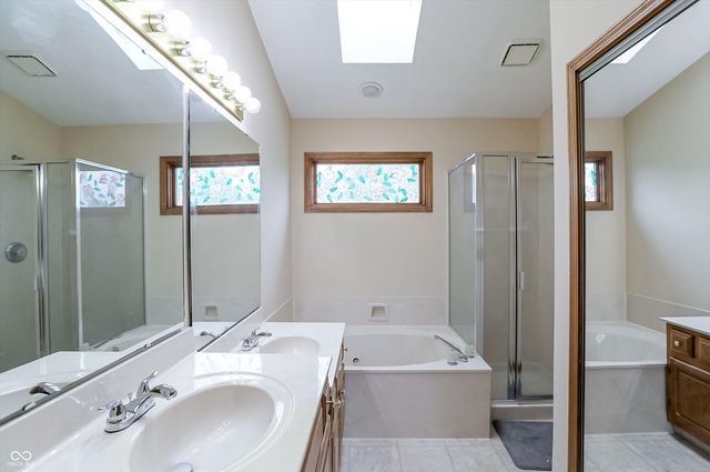 10341 Blue Fin Drive, Indianapolis, IN 46256