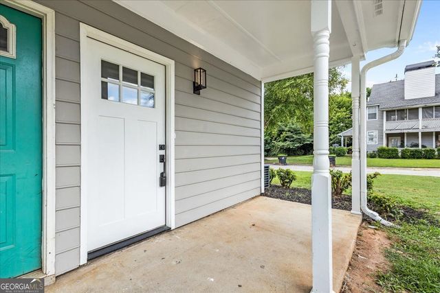 9462 Cypress Lane, Jonesboro, GA 30238