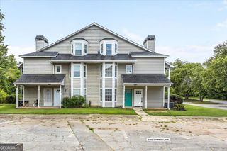 9462 Cypress Lane, Jonesboro, GA 30238