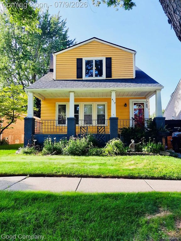 412 Chippewa Street, Clawson, MI 48017