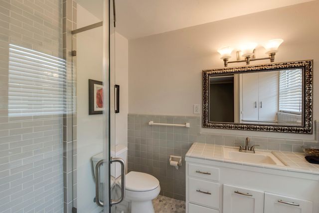 5319 Willowbend Boulevard, Houston, TX 77096