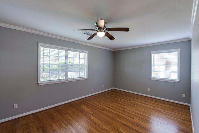 5319 Willowbend Boulevard, Houston, TX 77096