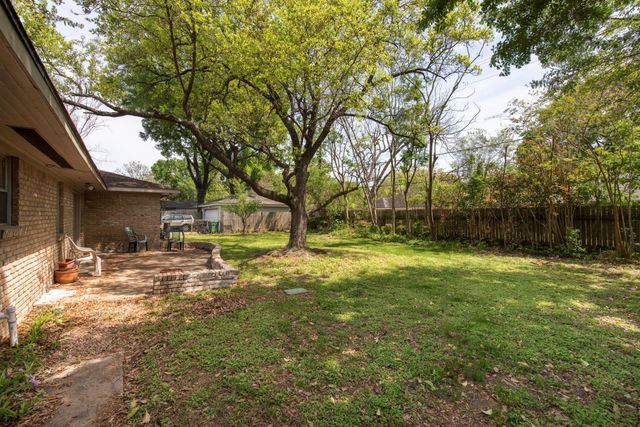 5319 Willowbend Boulevard, Houston, TX 77096