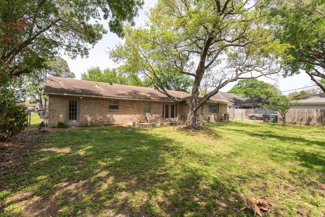 5319 Willowbend Boulevard, Houston, TX 77096