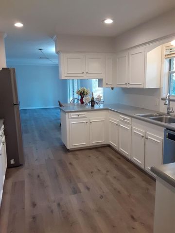 5319 Willowbend Boulevard, Houston, TX 77096