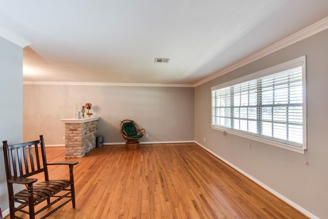 5319 Willowbend Boulevard, Houston, TX 77096