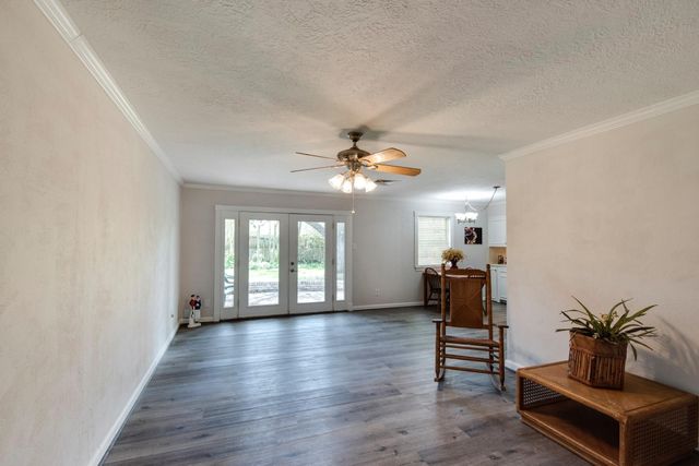 5319 Willowbend Boulevard, Houston, TX 77096