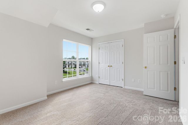 10486 Stokeshill Court, Pineville, NC 28134