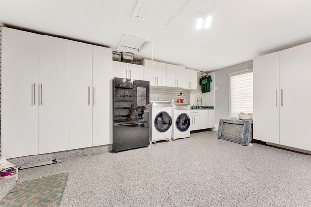 8140 NW 51st Place, Coral Springs, FL 33067