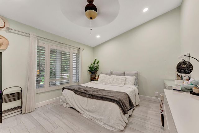 8140 NW 51st Place, Coral Springs, FL 33067