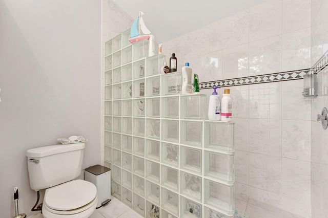 8140 NW 51st Place, Coral Springs, FL 33067