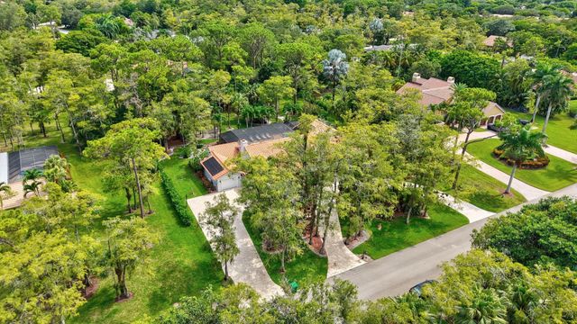 8140 NW 51st Place, Coral Springs, FL 33067